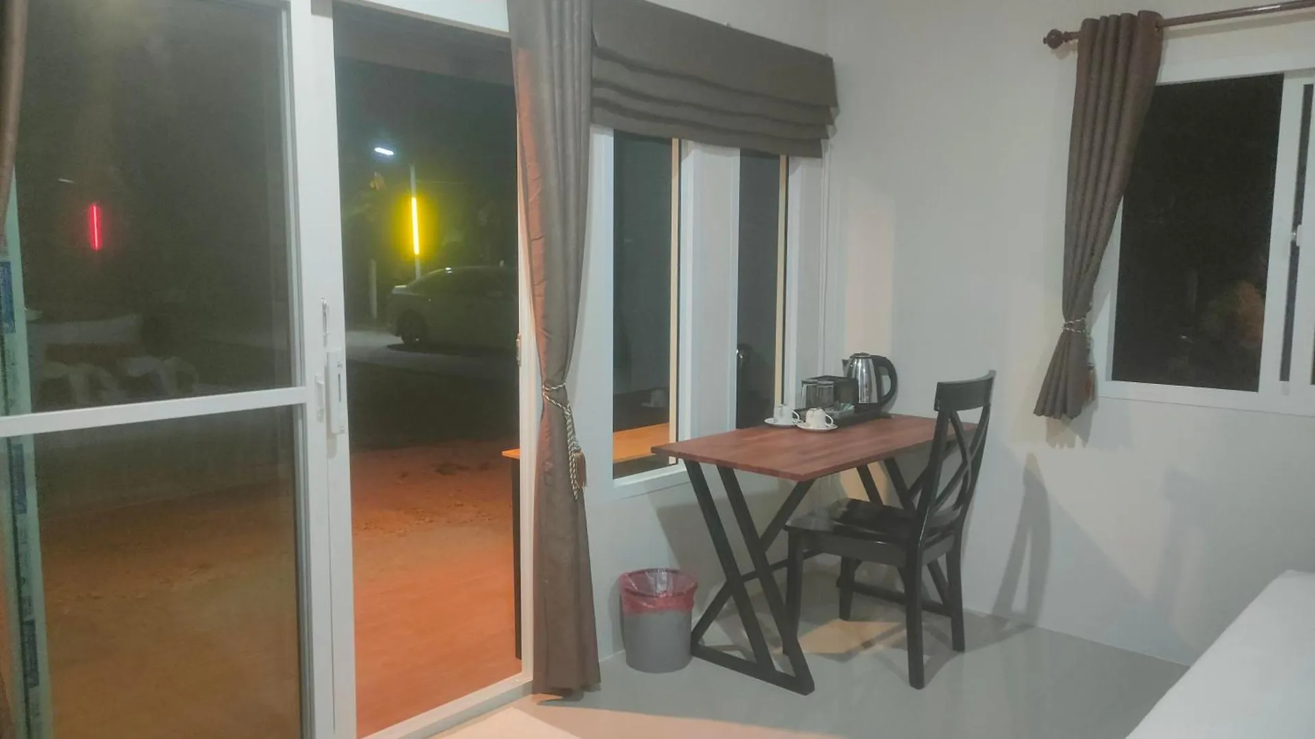 ** Resort Leaf House Bungalows Sha Plus Approved Koh Lanta Thailand